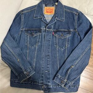 Levi's Classic Indigo Denim Jacket